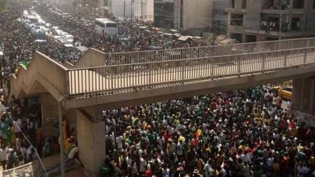 1644399200169015666.jpg 开云登录入口-塞内加尔首夺非洲杯 总统提新要求:世界杯进前四!